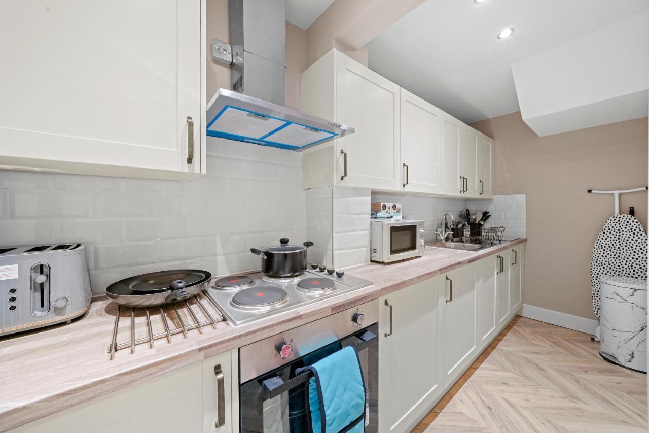 Cosy Heathrow - Parking - Garden * London