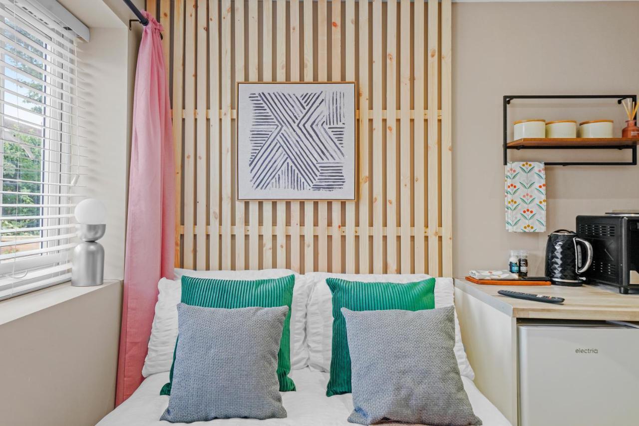 Stunning Heathrow - Parking - Garden London