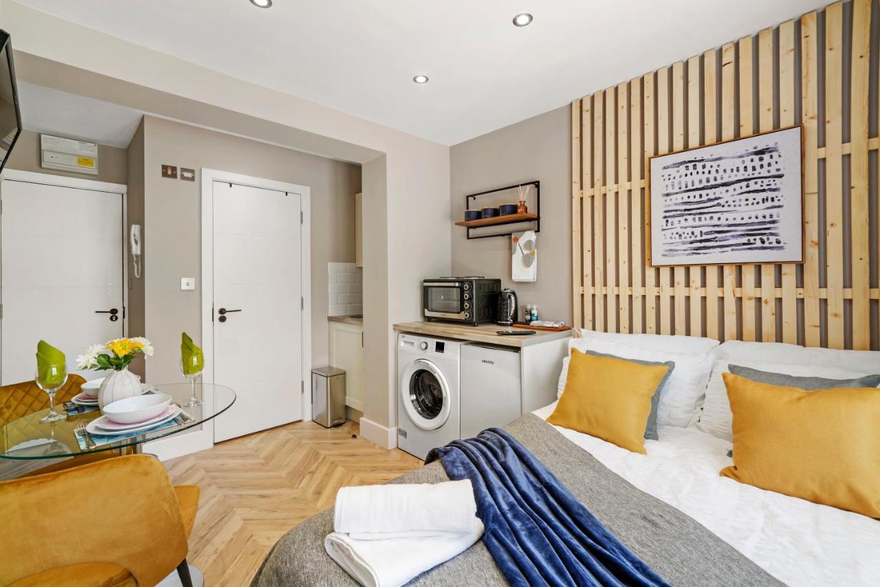 Stunning Heathrow - Parking - Garden * Londres